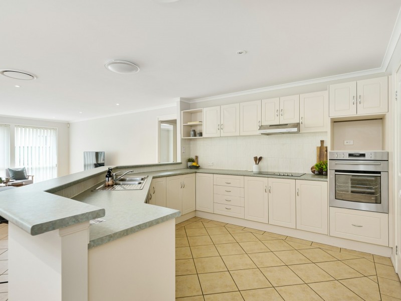 20 Nursery Grove, Mount Hutton NSW 2290