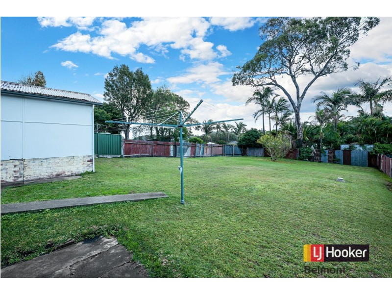 23 Crown Street, Belmont NSW 2280