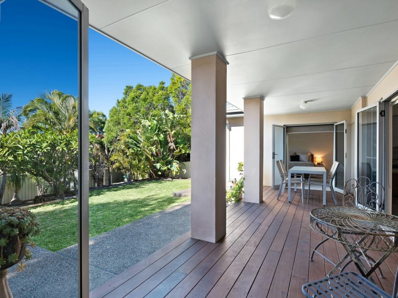 25 Pebble Beach Court, Belmont NSW 2280