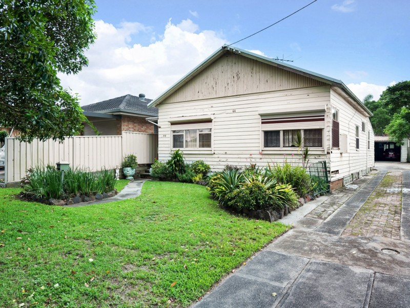 44 Henry Street, Belmont NSW 2280