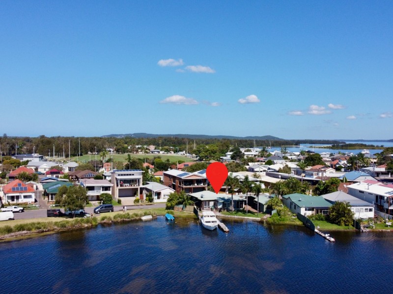 37 Village Bay Close, Marks Point NSW 2280