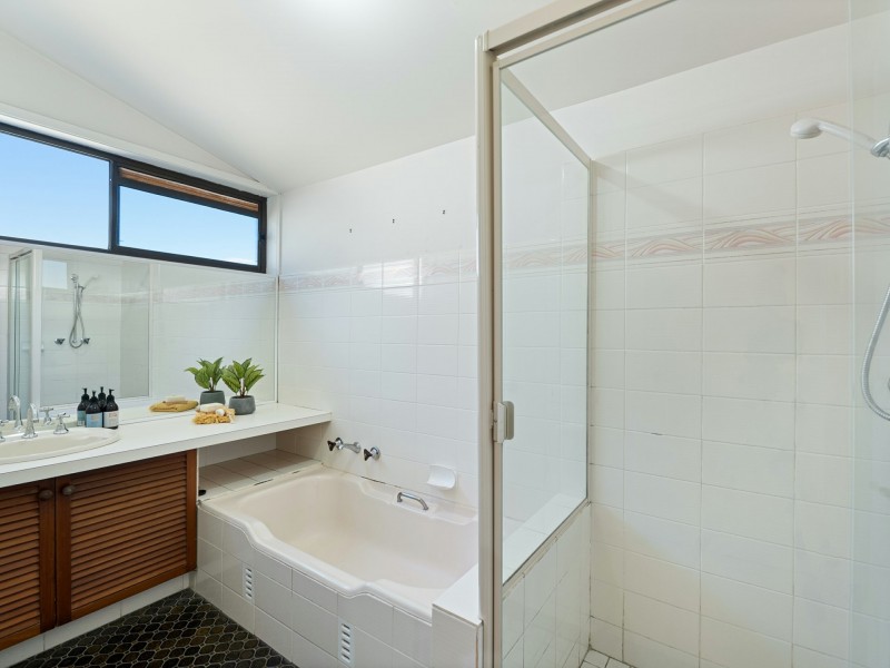 688A Pacific Highway, Belmont NSW 2280