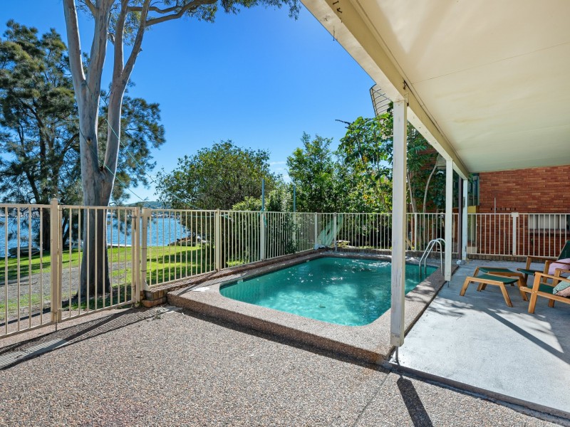 688A Pacific Highway, Belmont NSW 2280