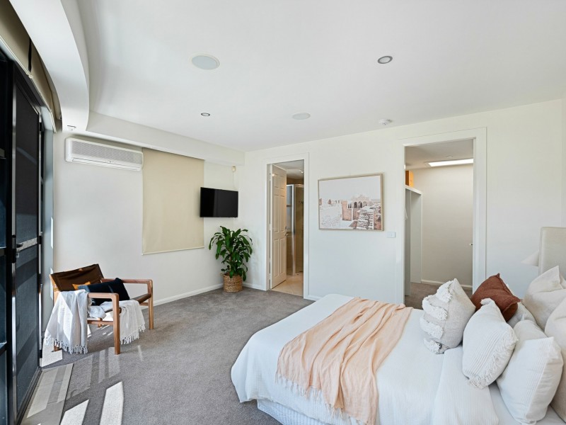 91 Marks Point Road, Marks Point NSW 2280