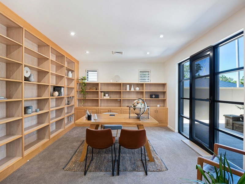 91 Marks Point Road, Marks Point NSW 2280