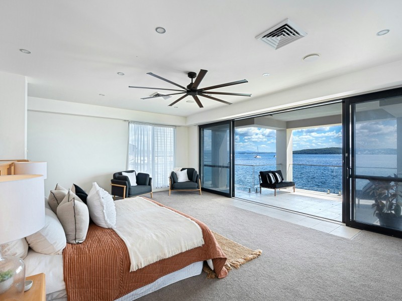 91 Marks Point Road, Marks Point NSW 2280