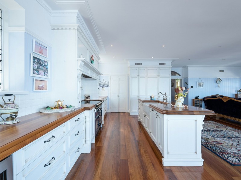 100 Ross Street, Belmont NSW 2280