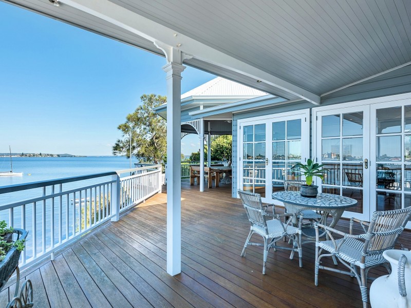 100 Ross Street, Belmont NSW 2280