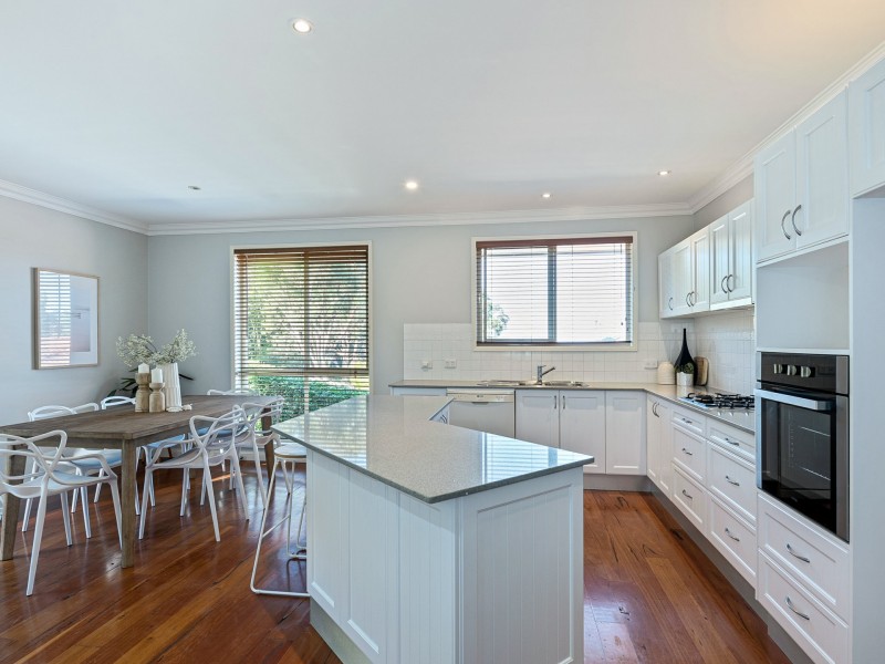 26 Schaefer Close, Tingira Heights NSW 2290