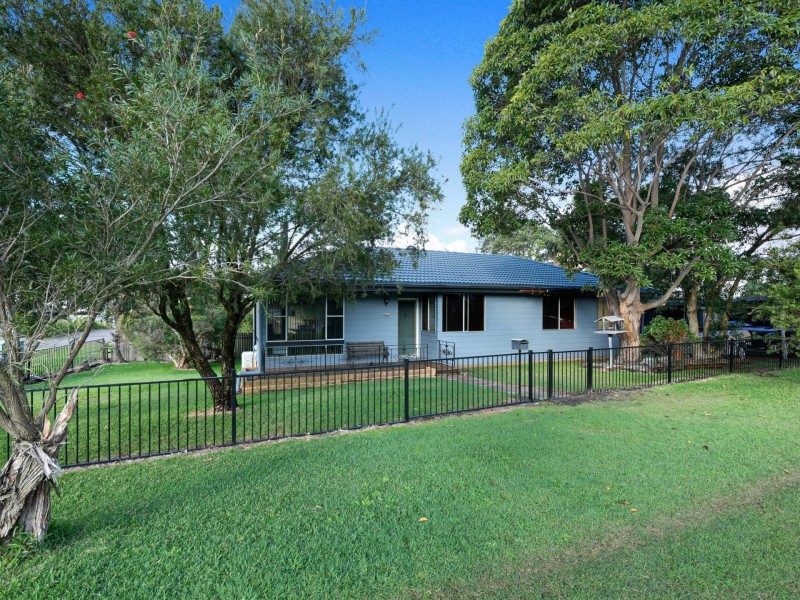 140 Wommara Avenue, Belmont North NSW 2280
