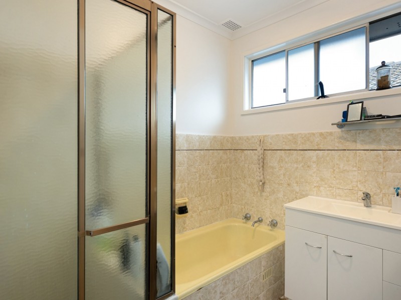 140 Wommara Avenue, Belmont North NSW 2280