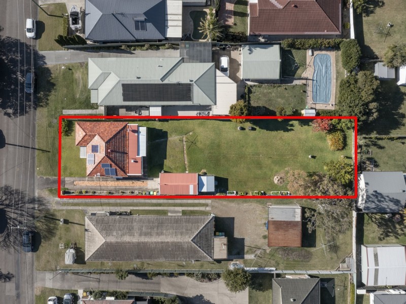 8 Redrose Avenue, Belmont NSW 2280