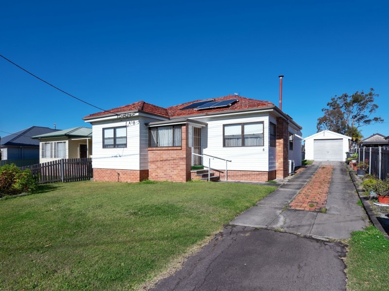 8 Redrose Avenue, Belmont NSW 2280
