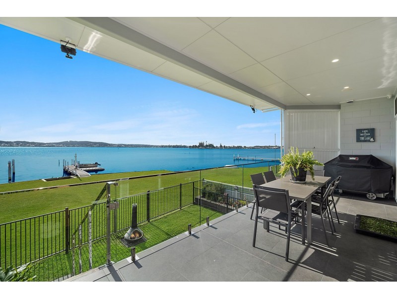 13 Edith Street, Marks Point NSW 2280