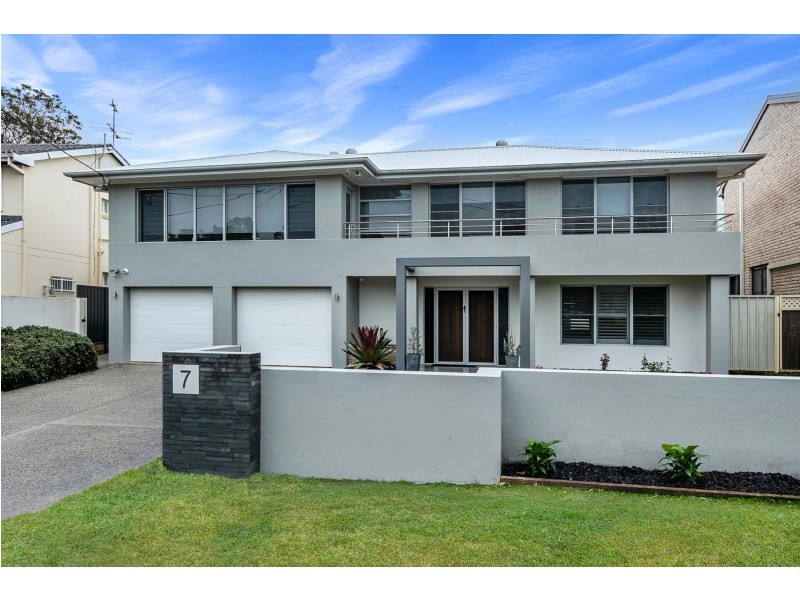 7 Keira Close, Valentine NSW 2280