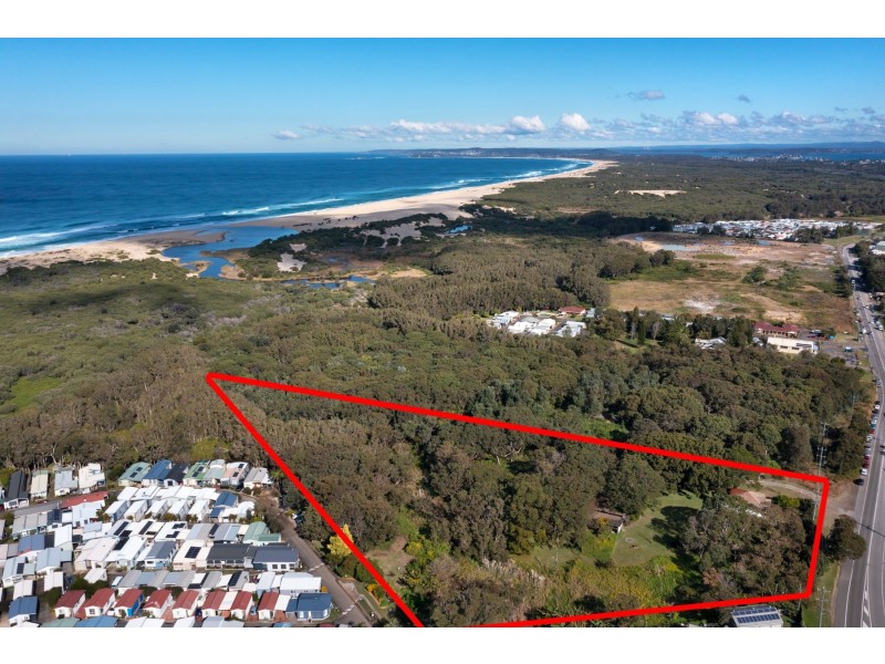 11 Kalaroo Road, Redhead NSW 2290