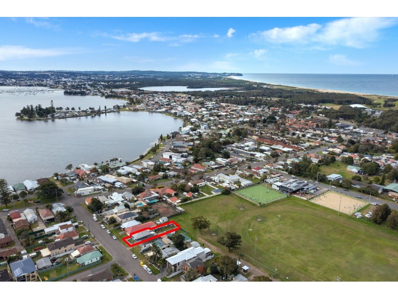 14 Swan Street, Marks Point NSW 2280