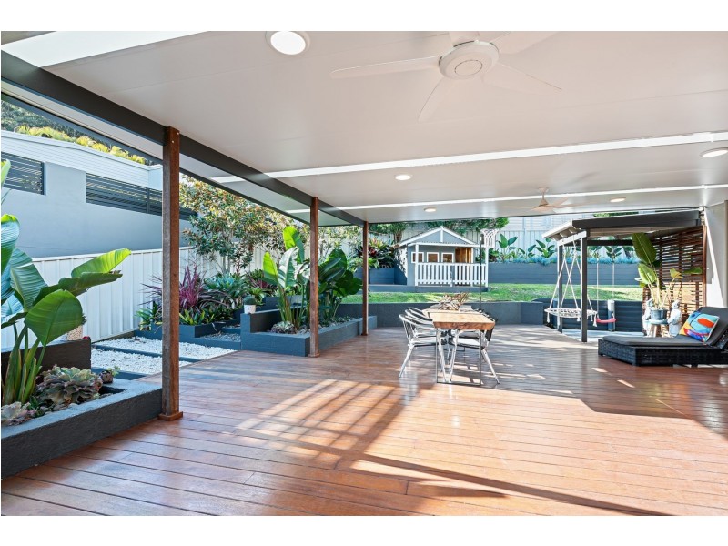 10 The Shores Way, Belmont NSW 2280