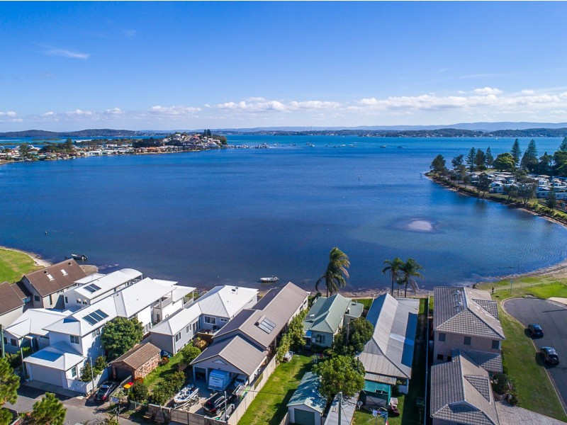 5 New Street, Belmont South NSW 2280