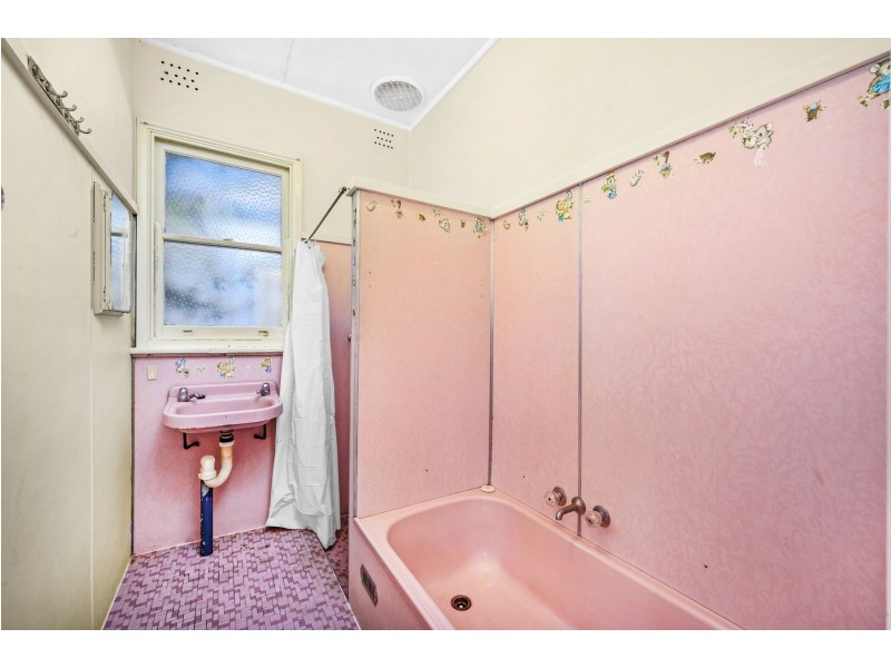 12 Charles Street, Edgeworth NSW 2285