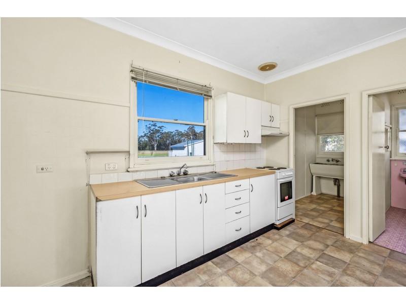 12 Charles Street, Edgeworth NSW 2285