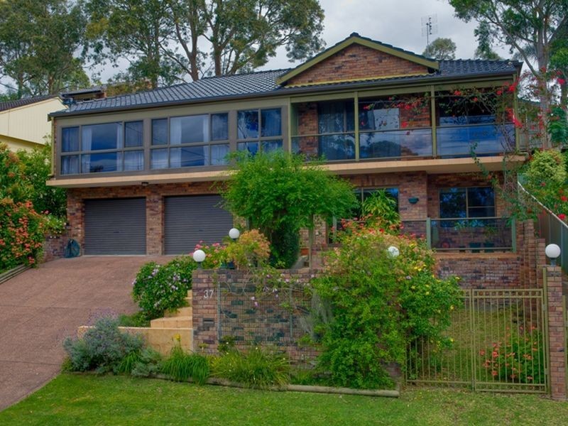 37 Lindsay Avenue, Valentine NSW 2280