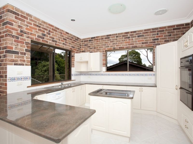 37 Lindsay Avenue, Valentine NSW 2280