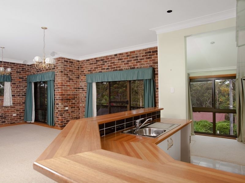 37 Lindsay Avenue, Valentine NSW 2280