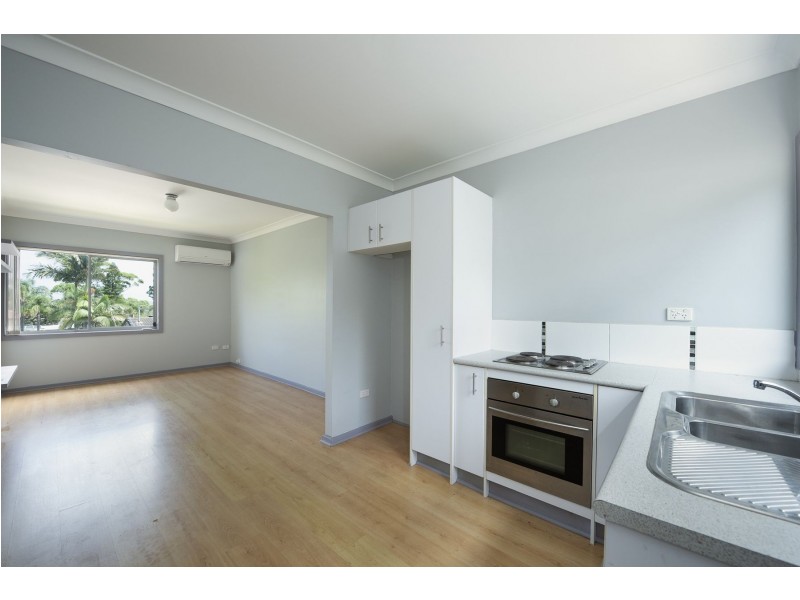 2/24 Haig Street, Belmont NSW 2280