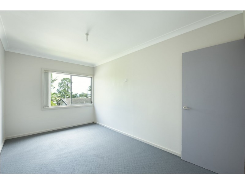 2/24 Haig Street, Belmont NSW 2280