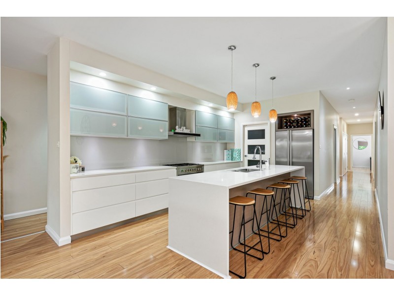 40 Docker Street, Marks Point NSW 2280