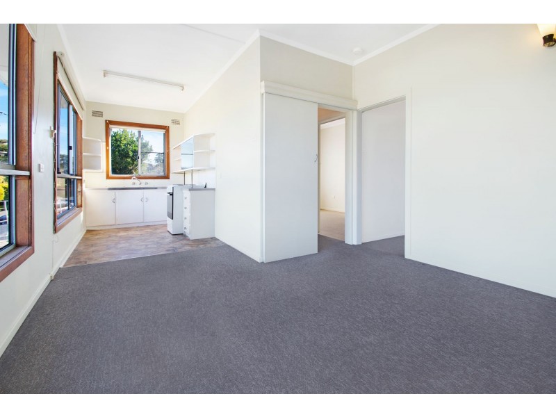 1/8 Monash Street, Belmont NSW 2280
