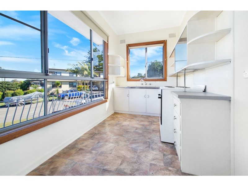 1/8 Monash Street, Belmont NSW 2280