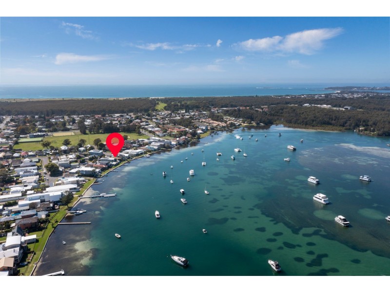 15 Marks Parade, Marks Point NSW 2280