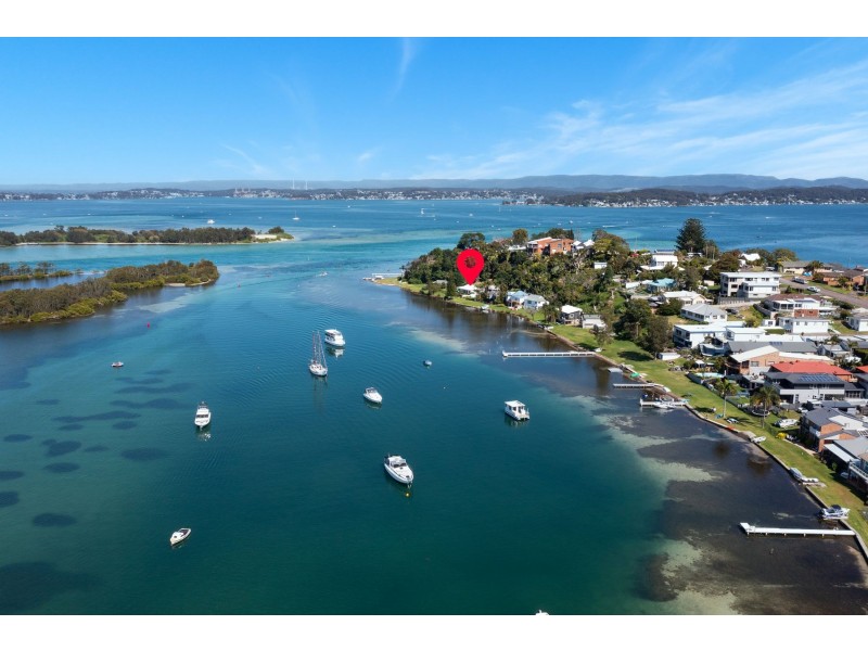 164 Marks Point Road, Marks Point NSW 2280