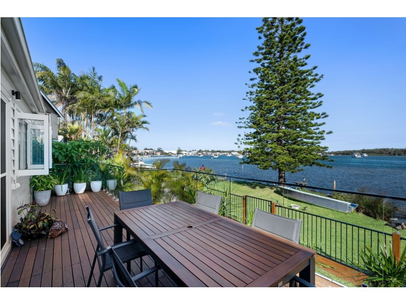 164 Marks Point Road, Marks Point NSW 2280