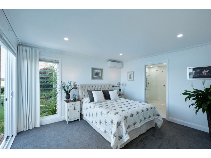 164 Marks Point Road, Marks Point NSW 2280