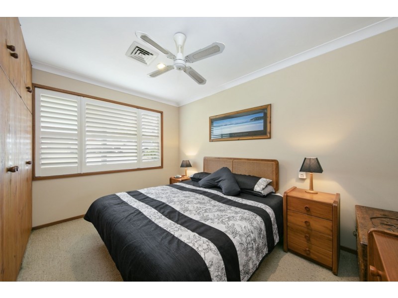 60 Alhambra Avenue, Macquarie Hills NSW 2285