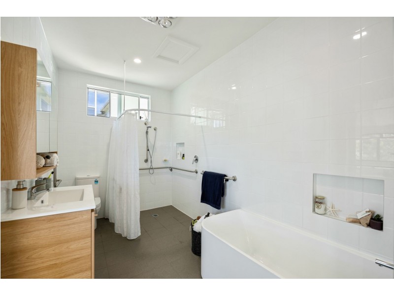 57 Hill Street, Belmont NSW 2280