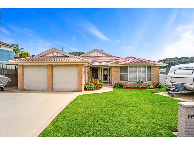 17 Pebble Beach Court, Belmont NSW 2280