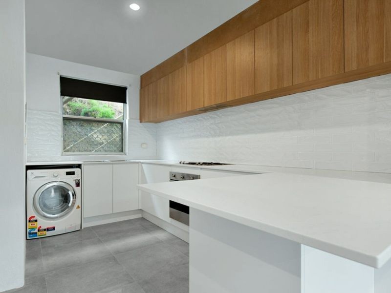 2/33 Nesca Parade, The Hill NSW 2300