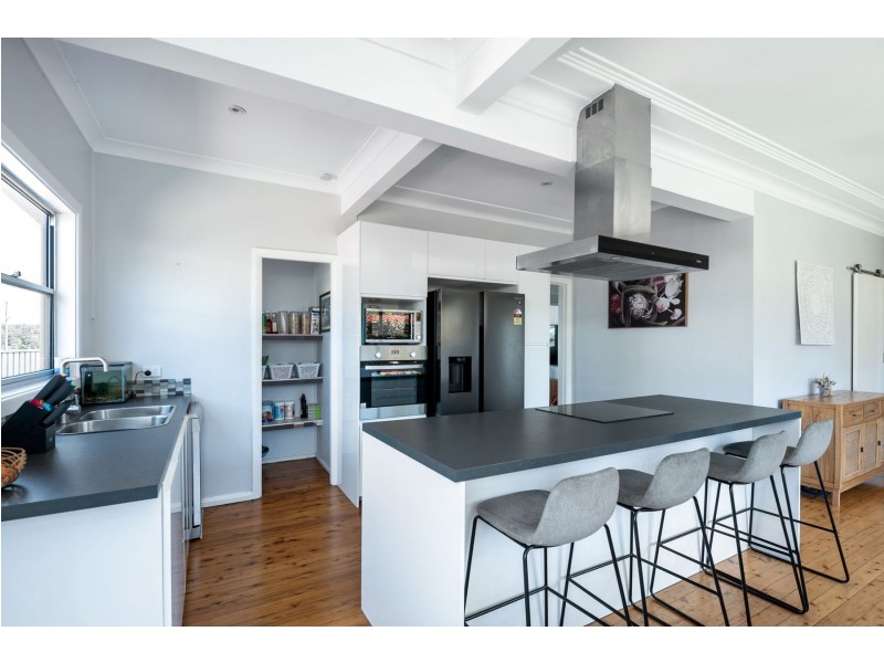 10 Buttaba Avenue, Belmont North NSW 2280