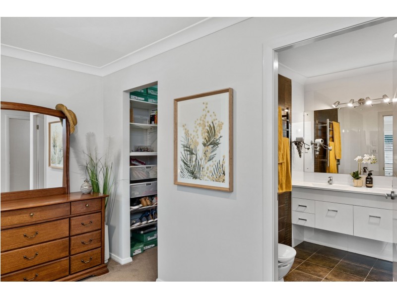 20 Heron Place, Belmont NSW 2280
