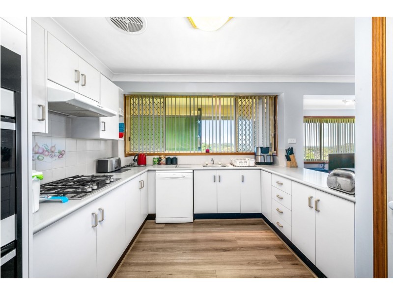 17 Sovereign Close, Floraville NSW 2280