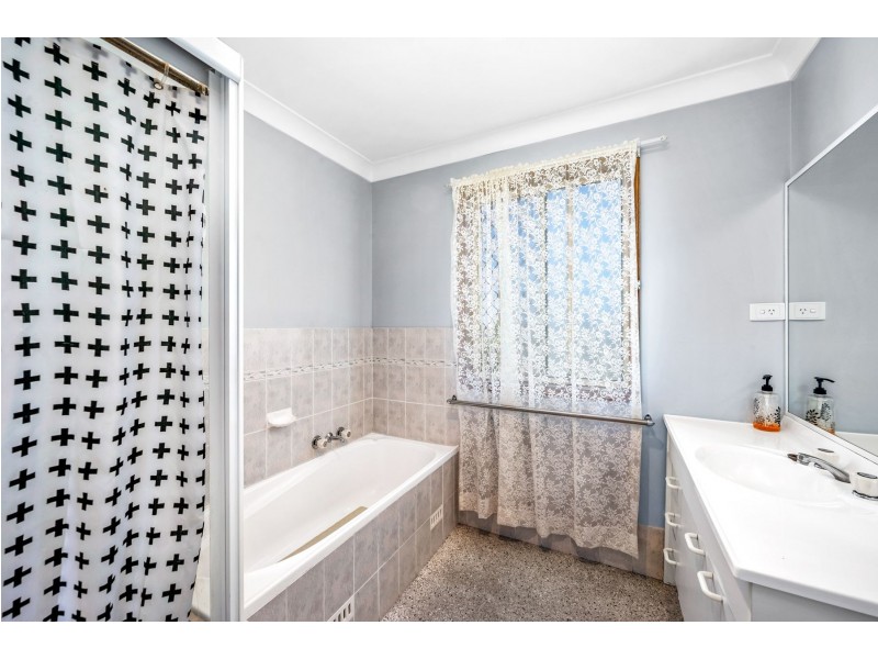 17 Sovereign Close, Floraville NSW 2280