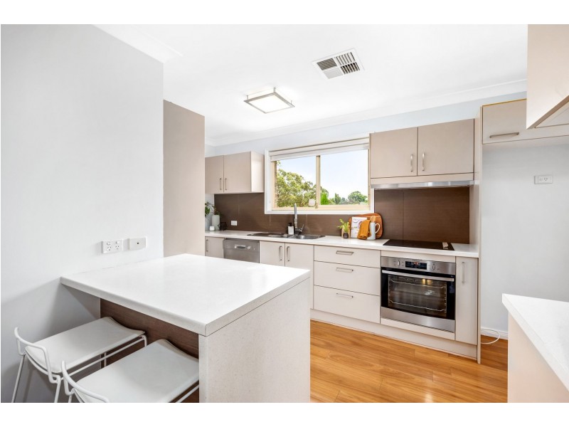 52 McElwee Drive, Tingira Heights NSW 2290