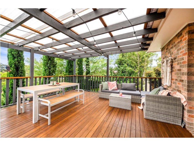 52 McElwee Drive, Tingira Heights NSW 2290