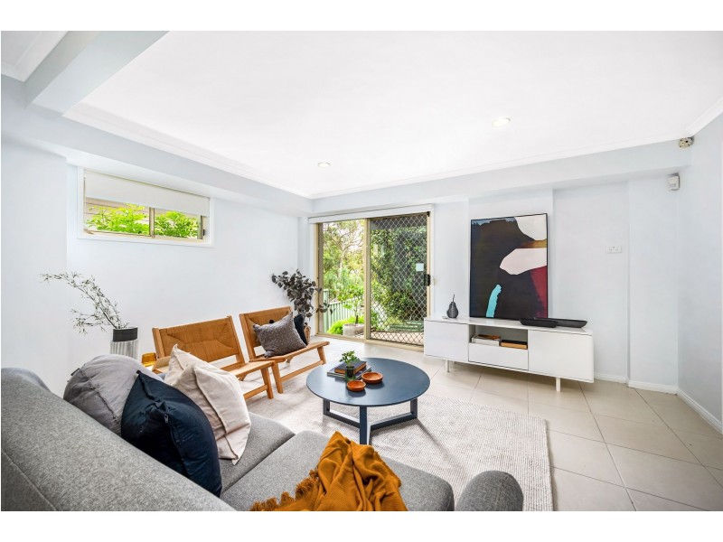 52 McElwee Drive, Tingira Heights NSW 2290