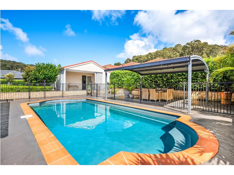 38 Green Point Drive, Belmont NSW 2280