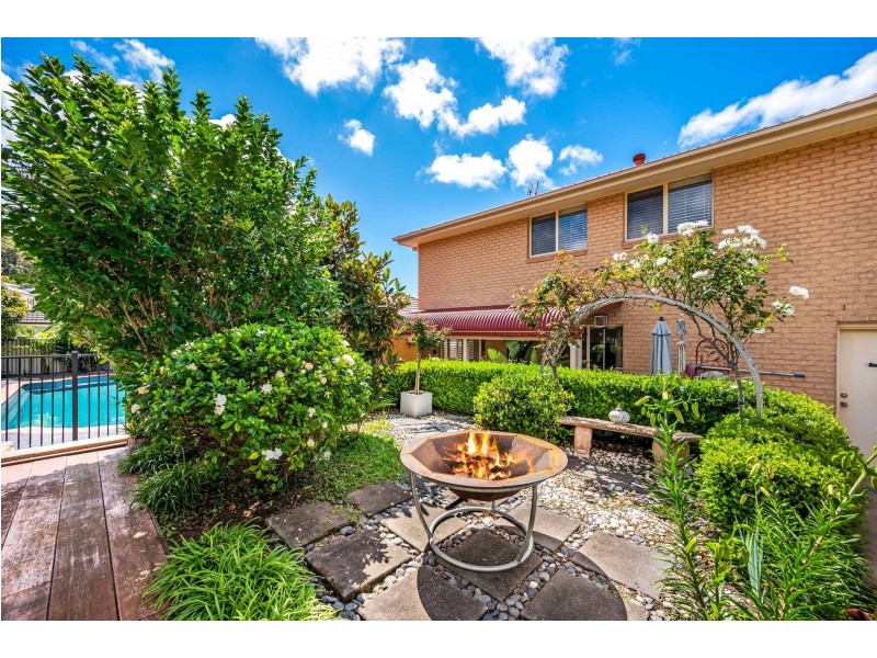 38 Green Point Drive, Belmont NSW 2280